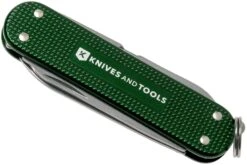Victorinox Classic Alox Green 0.6221-24R4.KTE1 Knivesandtools Edition, Couteau Suisse -Optimal Couteaux Magasin VT0 6221 24R4 KTE1 05 victorinox