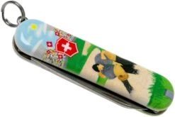 Victorinox Classic SD Swiss Wrestling Limited Edtion 2020 0-6223-L2009 Couteau Suisse 8 Victorinox Classic SD Swiss Wrestling Limited Edtion 2020 0-6223-L2009 Couteau Suisse -Optimal Couteaux Magasin VT0 6223 L2009 04 victorinox