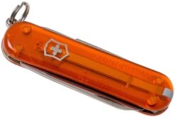 Victorinox Classic SD Translucent Colours, Fire Opal 0.6223.T82G Couteau Suisse 8 Victorinox Classic SD Translucent Colours, Fire Opal 0.6223.T82G Couteau Suisse -Optimal Couteaux Magasin VT0 6223 T82G 04 victorinox