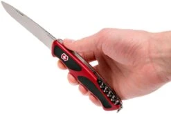 Victorinox RangerGrip 68 Rouge-noir 0.9553.C Couteau Suisse -Optimal Couteaux Magasin VT0 9553 C 05 victorinox vt0 9553 c 05