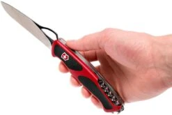 Victorinox RangerGrip 79 Rouge-noir 0.9563.MC Couteau Suisse -Optimal Couteaux Magasin VT0 9563 MC 05 victorinox vt0 9563 mc 05