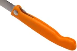Victorinox SwissClassic 6.7836.F9B Couteau à Légumes Pliant Dentelé, Orange 11 Victorinox SwissClassic 6.7836.F9B Couteau à Légumes Pliant Dentelé, Orange -Optimal Couteaux Magasin VT6 7836 F9B 05 victorinox